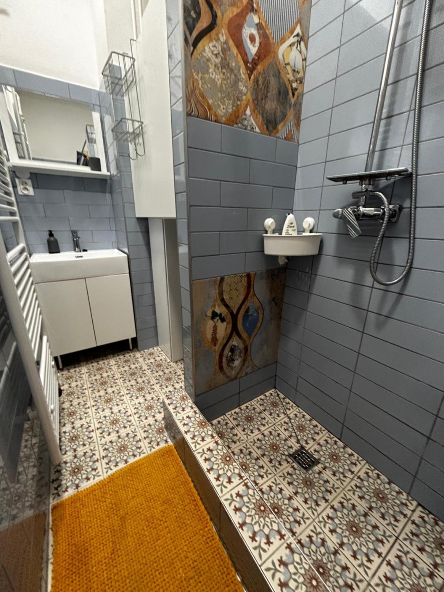 Margaret & Violet Apartments - Peaceful Stay Downtown Budapest Exteriör bild