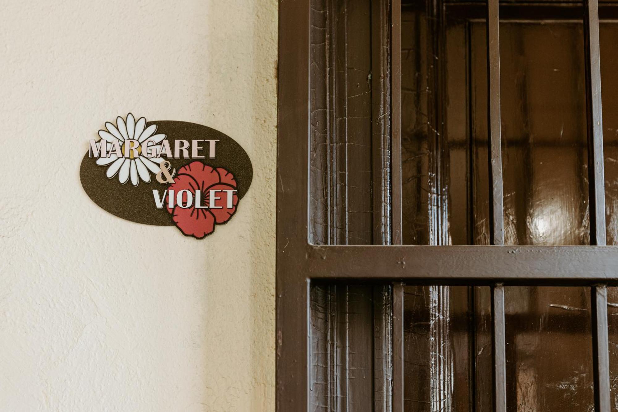 Margaret & Violet Apartments - Peaceful Stay Downtown Budapest Exteriör bild